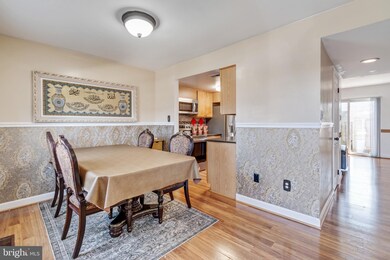 6208 Ducketts Ln, Elkridge, MD 21075 - photo 2