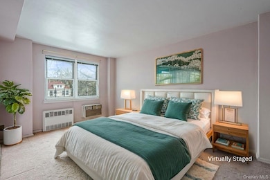 Justice Court unit 2J, Elmhurst, NY 11373 - photo 2