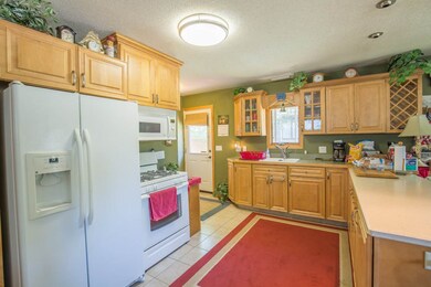 345 Janesville St, Oregon, WI 53575 - photo 2