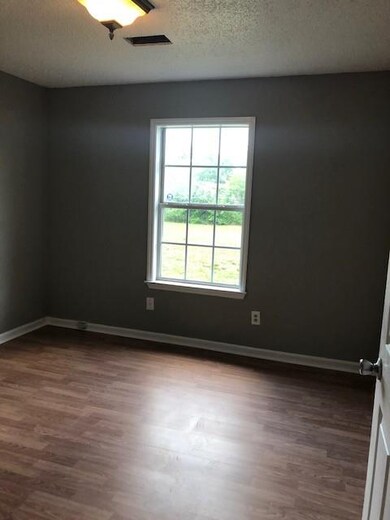 114 Doak St, Shelbyville, TN 37160 - photo 5