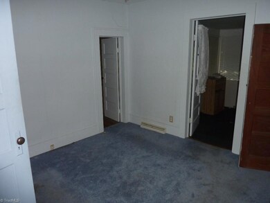 1502 E Fairfield Rd, High Point, NC 27263 - photo 7