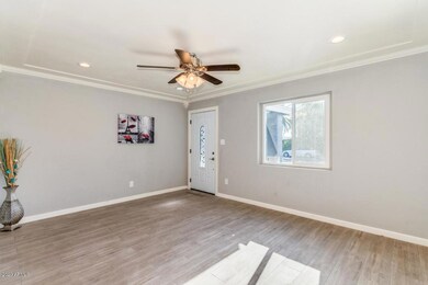 2027 N 28th Place, Phoenix, AZ 85008 - photo 3