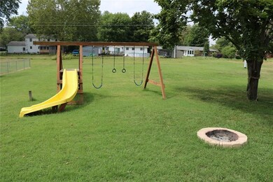 3450 Elizabeth St, Columbus, IN 47203 - photo 5