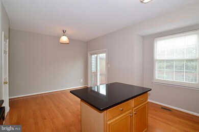 2516 Isham Randolph Dr, Herndon, VA 20171 - photo 7