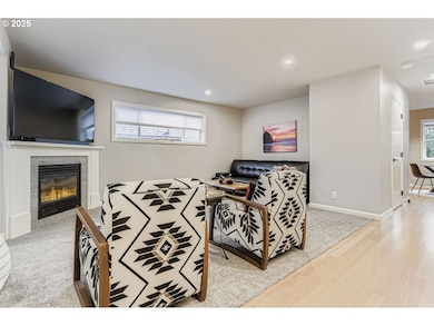 1928 SE Sherrett St, Portland, OR 97202 - photo 6