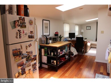 33 Kings Hwy E unit 3RD FL, Haddonfield, NJ 08033 - photo 2