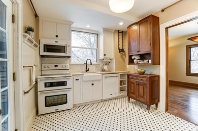 51 E Weber Rd.