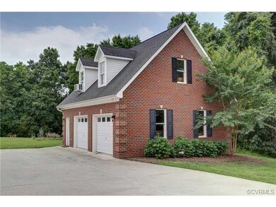 9751 James Crest Dr, Hopewell, VA 23860 - photo 4