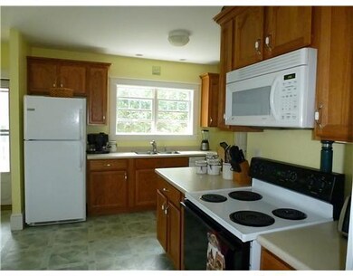 30 Mclean St, South Portland, ME 04106 - photo 2