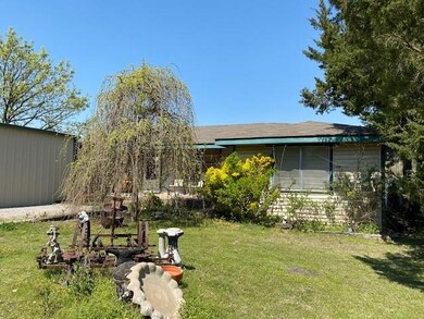 2717 Dripping Springs Rd, Sherman, TX 75090 - photo 3