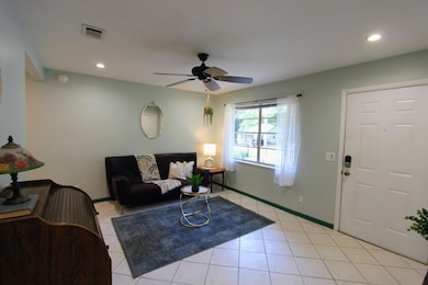 133 Smith St, Crestview, FL 32539 - photo 4