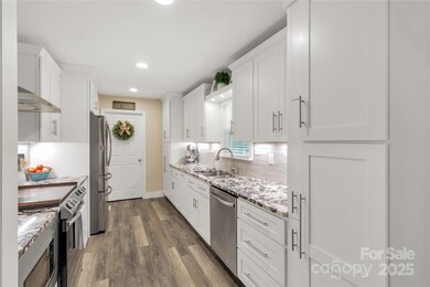 428 Westmoreland Dr, Clover, SC 29710 - photo 6