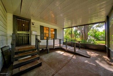 Screen Enclosed Front Entry