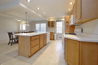 53121 Rolling Meadow Blvd, Paw Paw, MI 49079 - photo 6