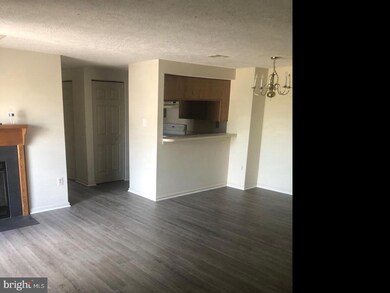 817 Stratford Way unit E, Frederick, MD 21701 - photo 5