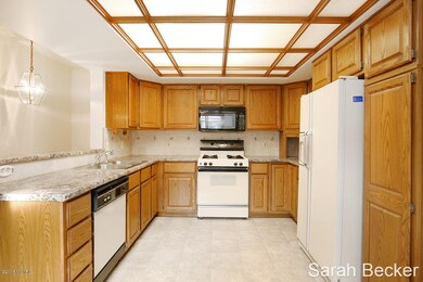 1093 Amberwood West Dr SW unit 116, Byron Center, MI 49315 - photo 7