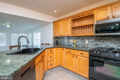 807A Suellen Dr, Reading, PA 19605 - photo 6