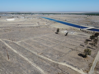 W unit E. of Calif. Aqueduc, Kettleman City, CA 93239 - photo 2