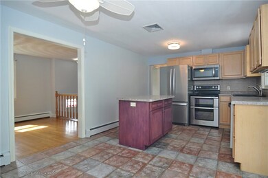 2 Lucille Dr, Greenville, RI 02828 - photo 4