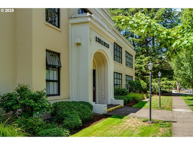 Lincoln School Condos unit 226, Eugene, OR 97402 - photo 2