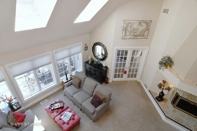 2561 Sutton Ln unit 47, Aurora, IL 60502 - photo 3