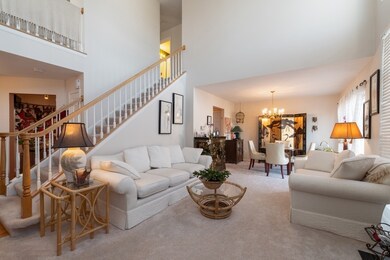 120 Pembroke Cir unit 46C3, Lake Bluff, IL 60044 - photo 2