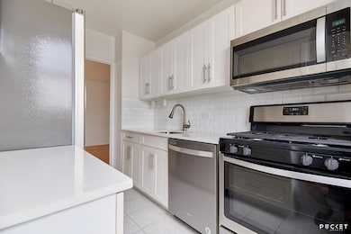 East Winds Condominium unit 25C, New York, NY 10075 - photo 4