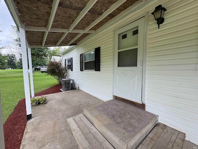 3514 W Mill Creek Dr, Kingman, IN 47952 - photo 3