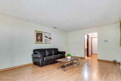 1415 Merrimac Ln N, Hanover Park, IL 60133 - photo 2