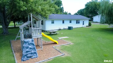 60 Gibbons Rd, Harrisburg, IL 62946 - photo 3