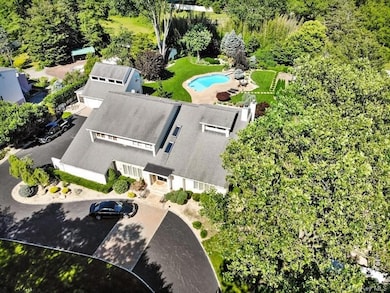 45 Westcliff Dr, Dix Hills, NY 11746 - photo 2