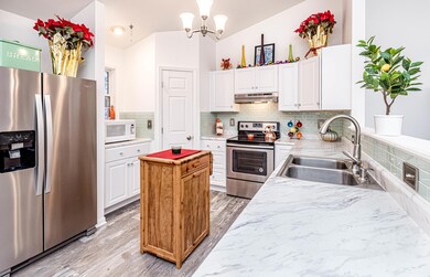 1804 N Charleston (16)