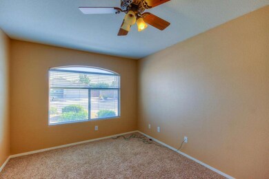 05_Office-Den - View 1