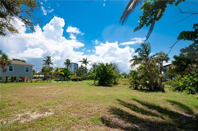 119 Sabal Dr, Fort Myers Beach, FL 33931 - photo 6