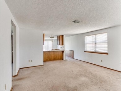 1017 Swan Lake Ct, Edmond, OK 73003 - photo 5