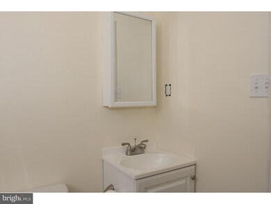 326 Clinton St, Camden, NJ 08103 - photo 6