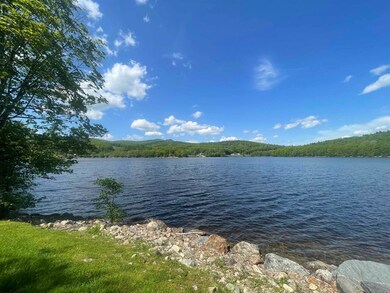 69 Woods Rd, Wilmington, VT 05363 - photo 4