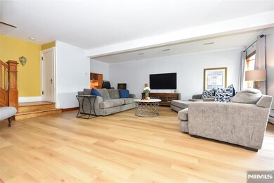 243 Cleveland Ave, Hasbrouck Heights, NJ 07604 - photo 6