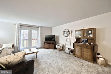 413 Weldon Dr, York, PA 17404 - photo 7