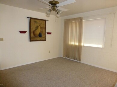 AZ room - off kitchen