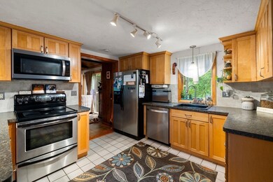 21 Lucy's Path, Plymouth, MA 02360 - photo 2