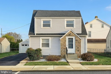 1562 Stanton St, York, PA 17404 - photo 7