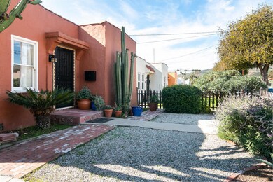 160 W Prospect St-003-011-Front Yard-MLS