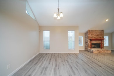 5407 Oakhaven Ln, Houston, TX 77091 - photo 2