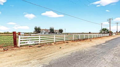 770 Merriam Rd, Hickman, CA 95323 - photo 5