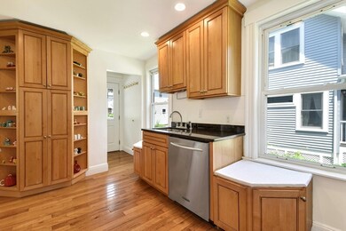 427 Albemarle Rd, Newtonville, MA 02460 - photo 6