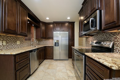 4703 Seabreeze Dr, San Antonio, TX 78220 - photo 5