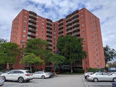 Sagamore Place Condominiums unit 1102, Quincy, MA 02171 - photo 3