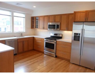 146 Magazine St unit 2, Cambridge, MA 02139 - photo 4