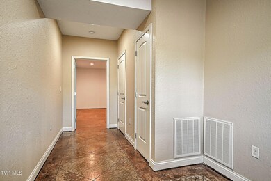 103 Smartview Ln* GUnit-50